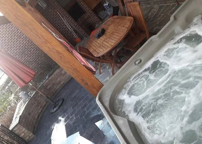 Nyaraló Blanc Bleu Sauna Et Jacuzzi Privatif Borne De Recharge Rochefort